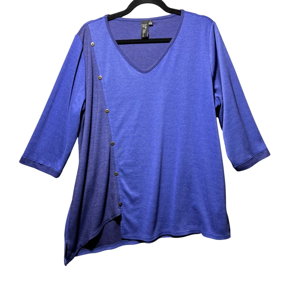 Focus Asymmetrical Button Accent Top Blue Purple V Neck L Tunic‎ 3/4 Sleeve